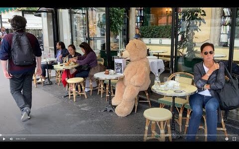 うっすうっす。